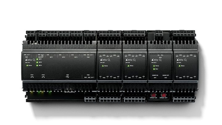 Red5-Room-Controller-Resized